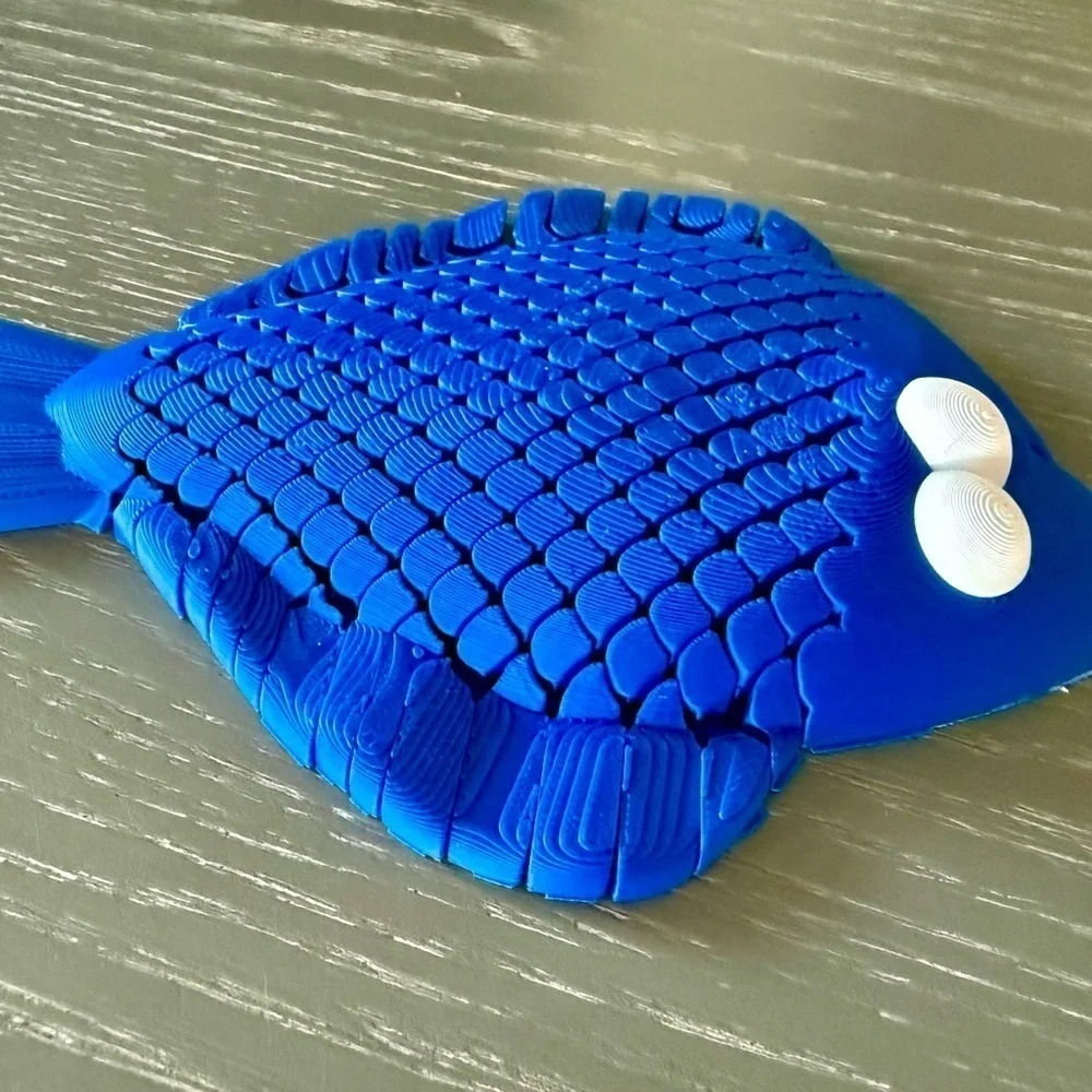 3D printed flexi Blue Fish Pet Toy